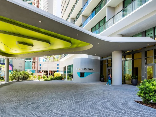 501 NE 31st St # 3701, Miami FL 33137