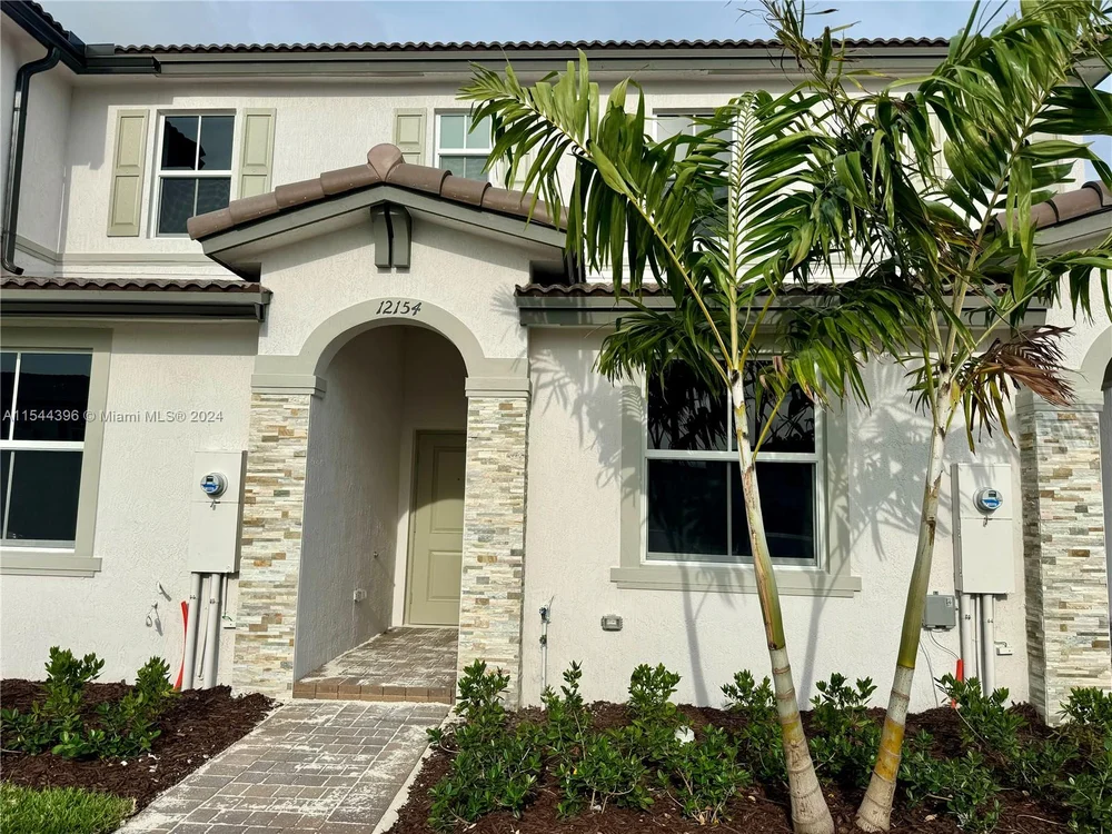 12154 NW 24 CT, Miami FL 33167