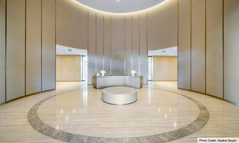 18975 Collins Avenue