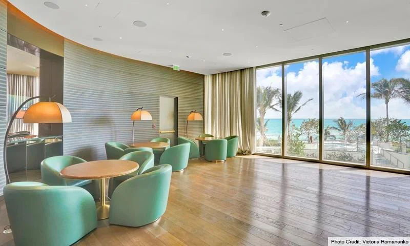 18975 Collins Avenue