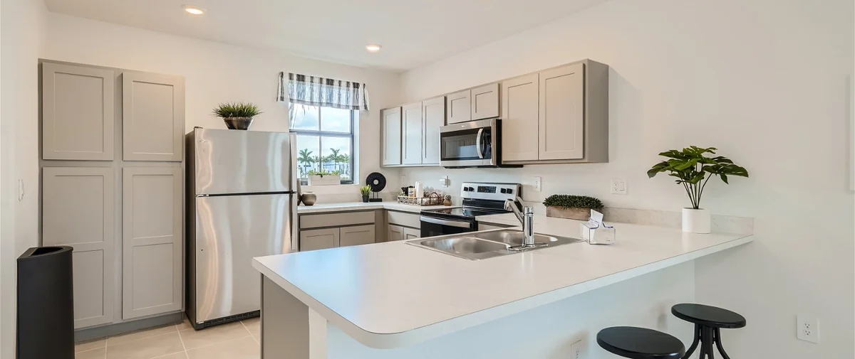 1431 Northeast 5th Avenue