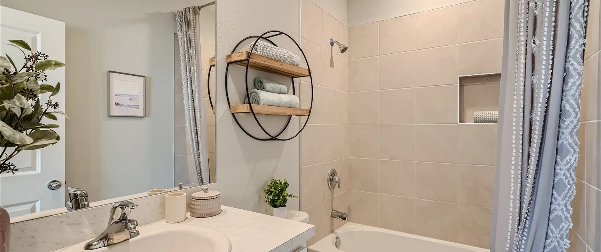 1431 Northeast 5th Avenue