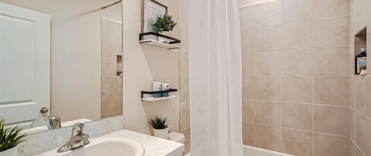 1431 Northeast 5th Avenue