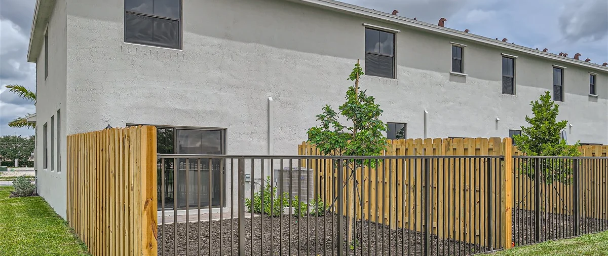 1431 Northeast 5th Avenue