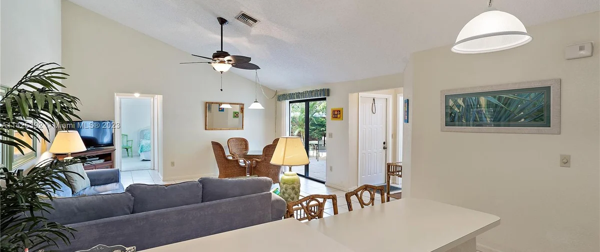 7411-8062 Fisher Island Dr