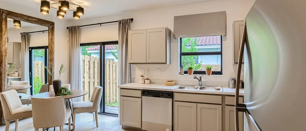 409 Northeast 1st Avenue