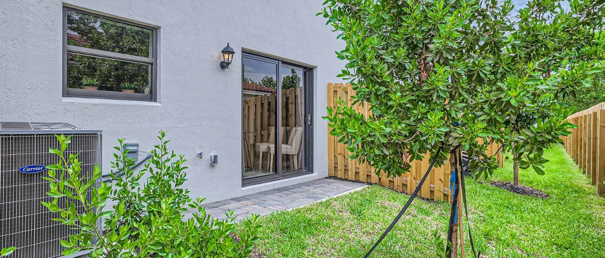 409 Northeast 1st Avenue