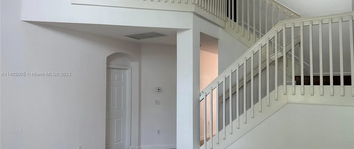 150, 200, and 250 Sunny Isles Blvd