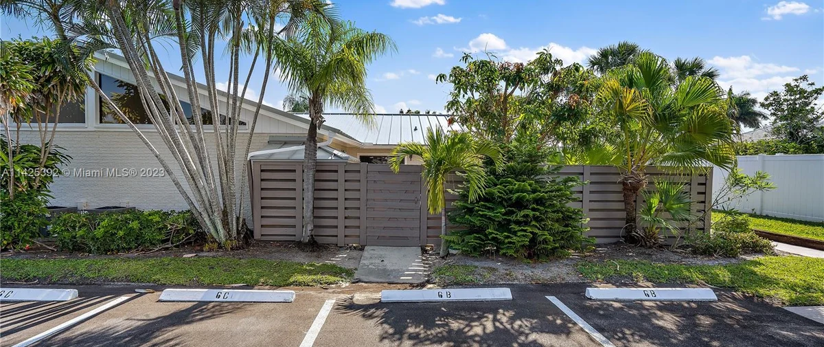 7411-8062 Fisher Island Dr