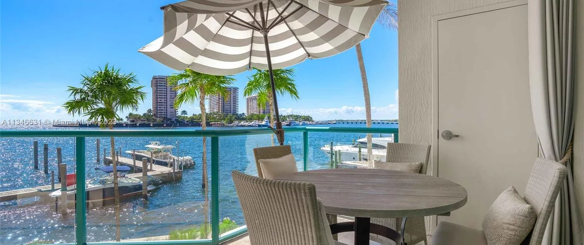 1660 S Bayshore Court