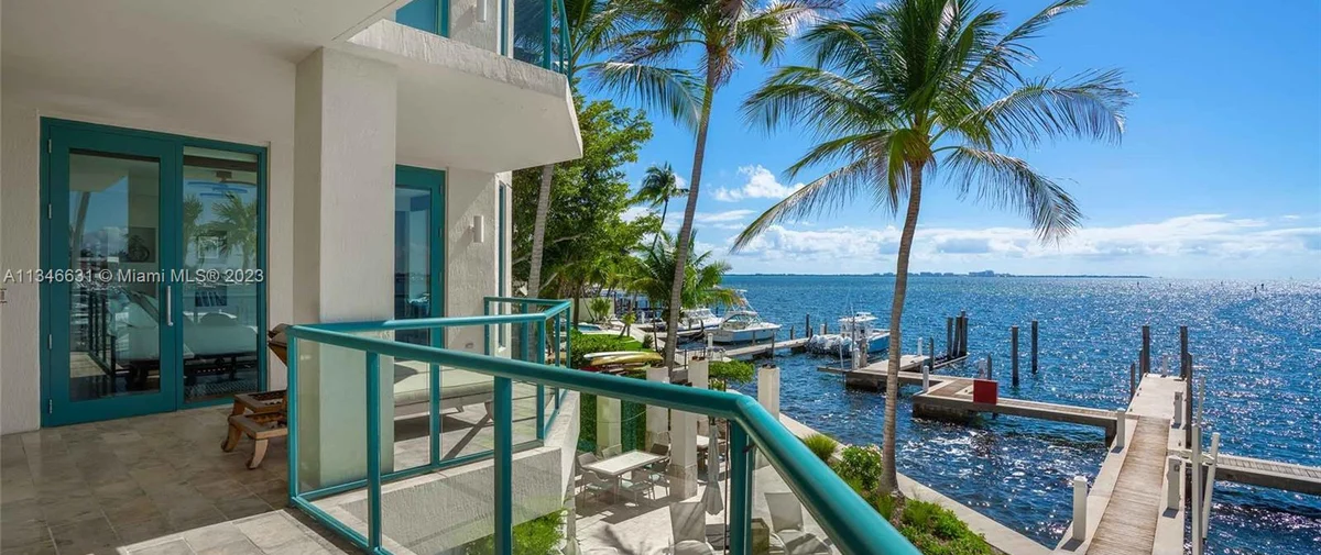 1660 S Bayshore Court