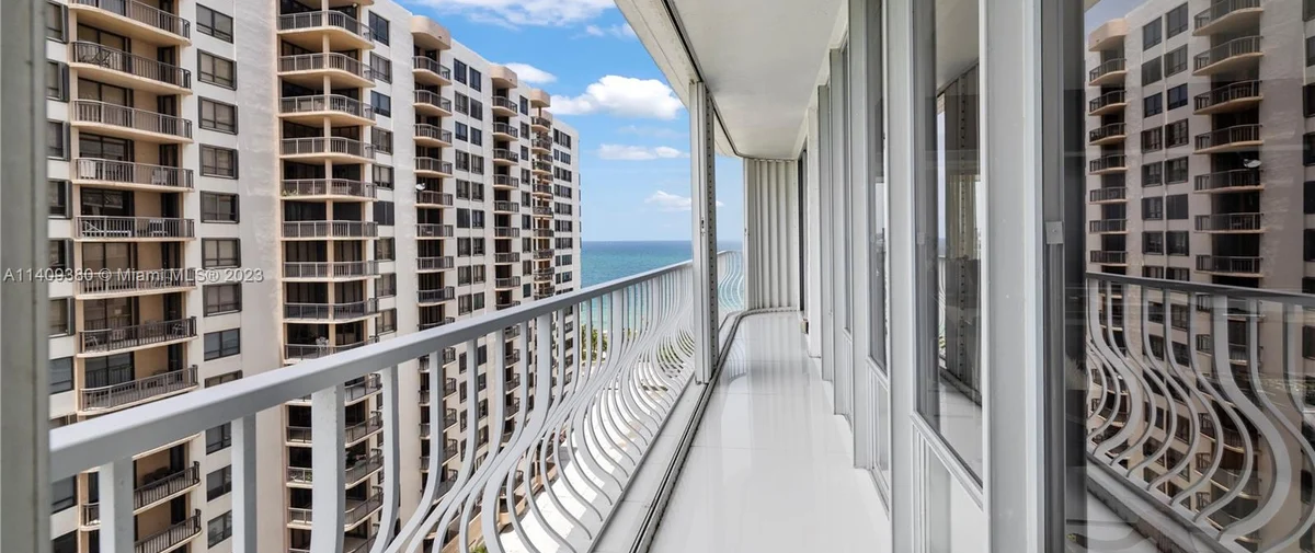 10155 Collins Ave Bal