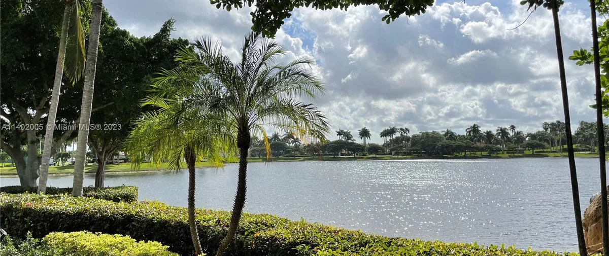 150, 200, and 250 Sunny Isles Blvd