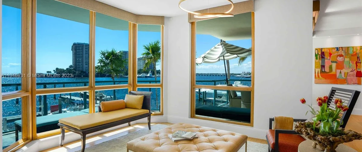 1660 S Bayshore Court