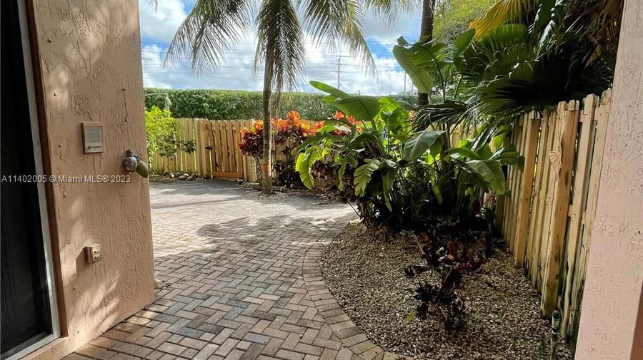 150, 200, and 250 Sunny Isles Blvd