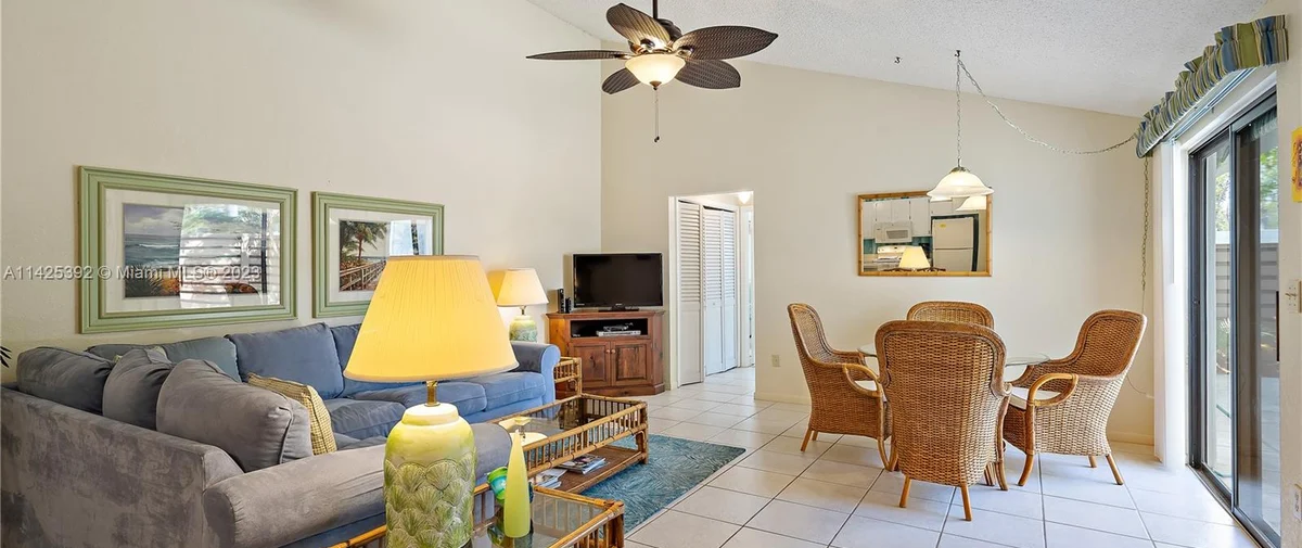 7411-8062 Fisher Island Dr