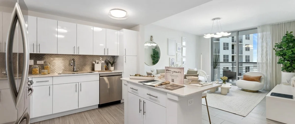 Circ Residences at Hollywood Circle, 1776 Polk St