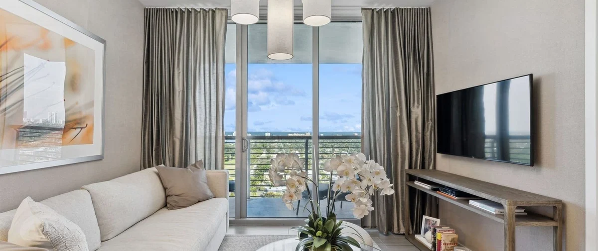 Circ Residences at Hollywood Circle, 1776 Polk St