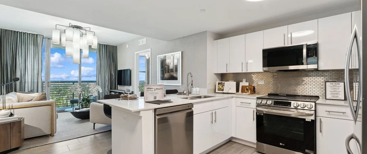 Circ Residences at Hollywood Circle, 1776 Polk St