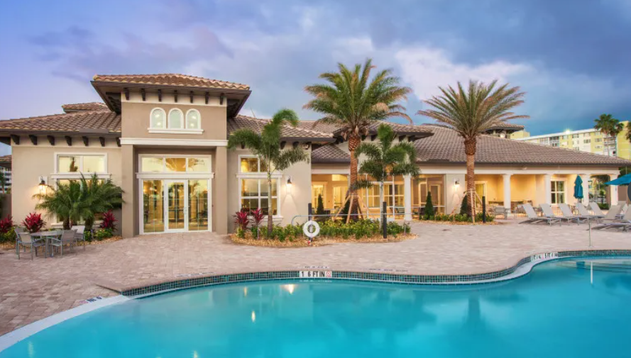 4000 Large Leaf Lane