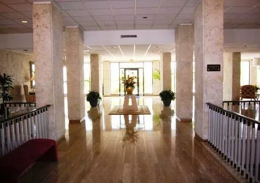 1950 & 1985 Ocean Drive