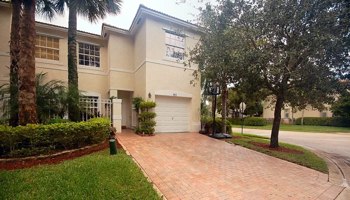 NW 167Ave & NW 13 St