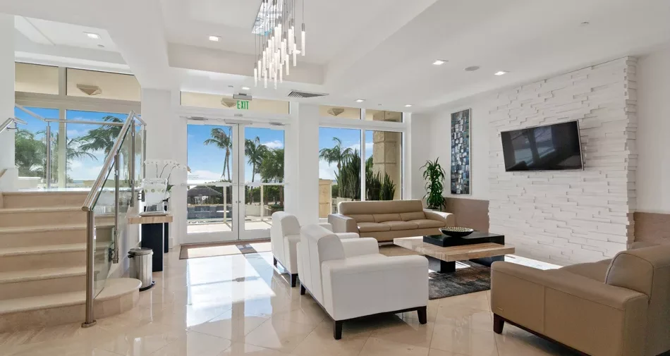 4775 - 4779 Collins Avenue