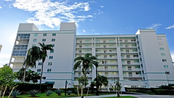 17800 N Bay Rd Sunny Isles Beach