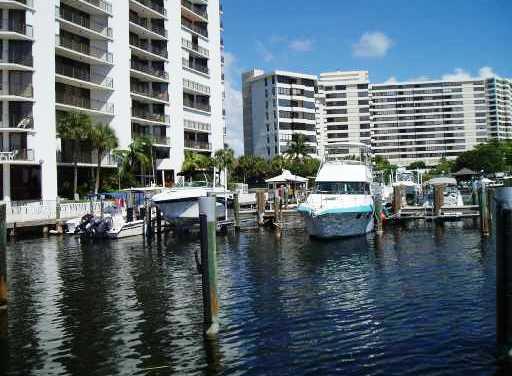 300 Three Islands Blvd