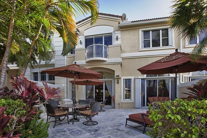 3719 NE 214th Street