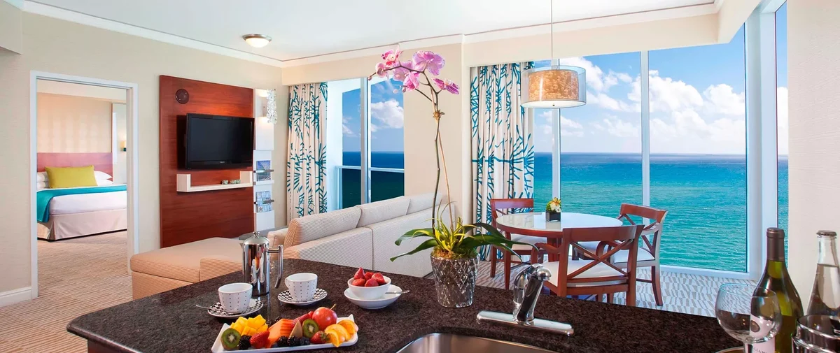 18001 Collins Avenue