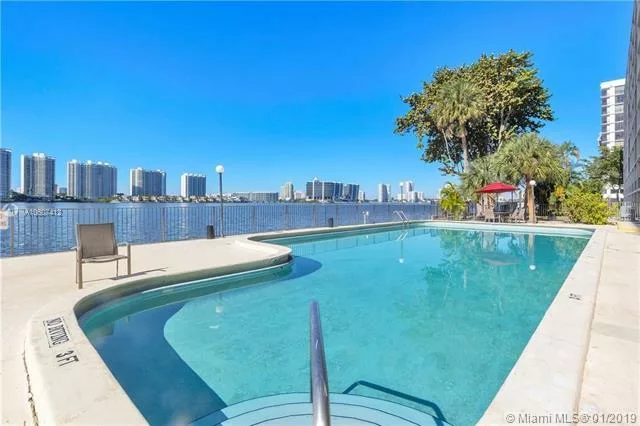 17500 N Bay Rd Sunny Isles Beach