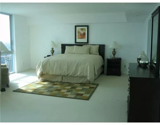 325 - 335 South Biscayne Blvd