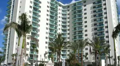 3801 - 3901 S . Ocean Drive