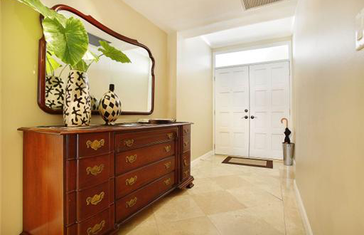 101 - 251 Crandon Blvd