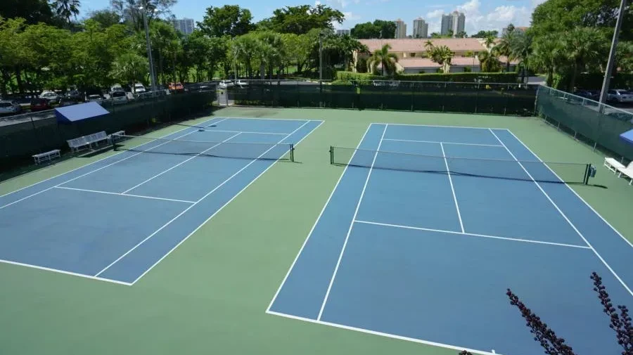 20225 + 20355 NE 34 Court