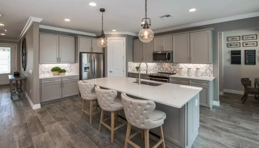 4000 Large Leaf Lane