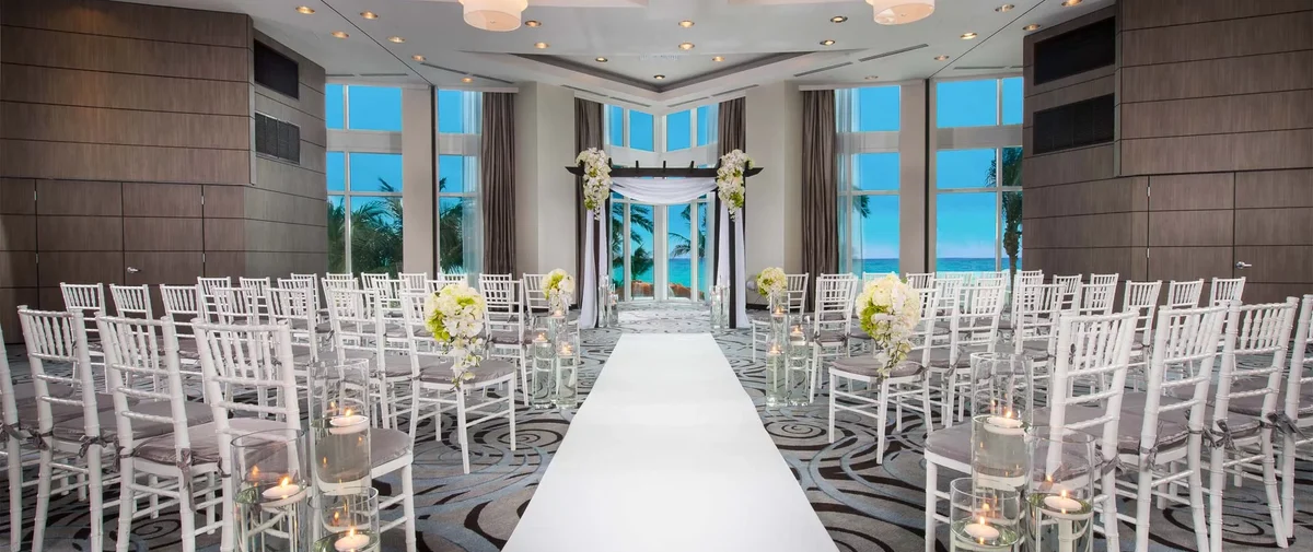 18001 Collins Avenue