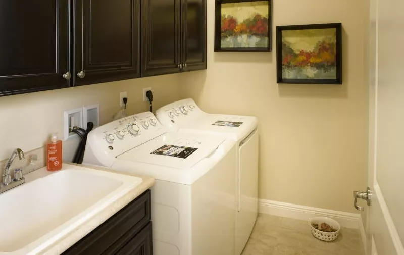 1806 N. Flamingo Road