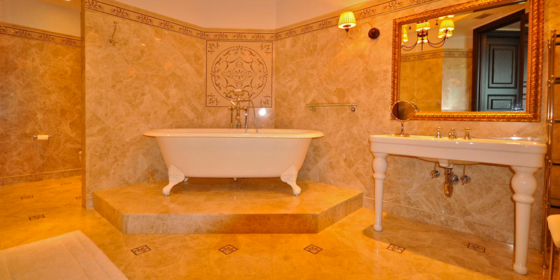 16051 and 16047 Collins Avenue