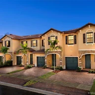 Casa a la venta en 2720 NW 55 ST, Margate FL 33063