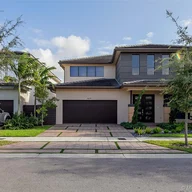 Casa a la venta en 16170 SW 136th Way, Kendall FL 33196