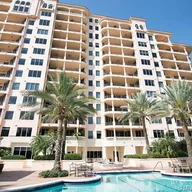 Apartamento a la venta en 13621 Deering Bay Dr # 901, Coral Gables FL 33158