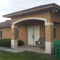 Casa a la venta en 20173 NW 38th Ave, Miami Gardens FL 33055