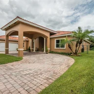 Casa a la venta en 241 NW 119th Ave, Miami FL 33182