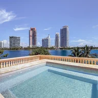 Apartamento a la venta en 7111 Fisher Island Dr # 7111, Fisher Island FL 33109