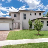 Casa a la venta en 15392 NE 5th Ct, Miami FL 33162