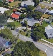 Casa a la venta en 168 Hough Dr, Miami Springs FL 33166