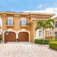 Casa a la venta en 15602 SW 13 Terr, Miami FL 33194