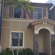 Casa a la venta en 8905 W 35th way, Hialeah Gardens FL 33018